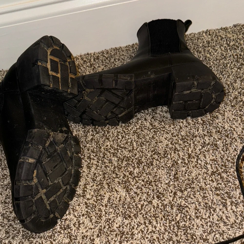 Steve Madden black Chelsea slip on boots - Picture 8 of 10